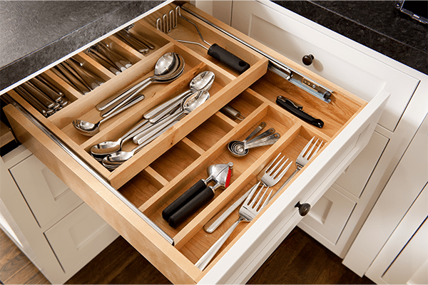 HeaderContentImage2-KitchenOrganization-min